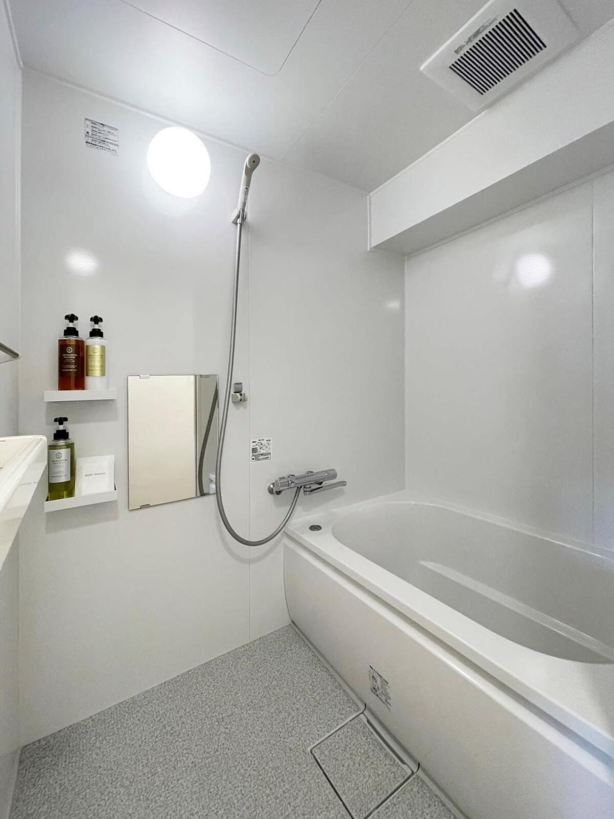 Bhotel Dai3Himawari - 30 Sec To Peacepark!! Huge Comfort House Up To 10P Хиросима Экстерьер фото
